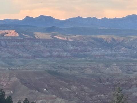 Sunset on the Painted Hills Mountain Views at Arcady Ridge Ranch